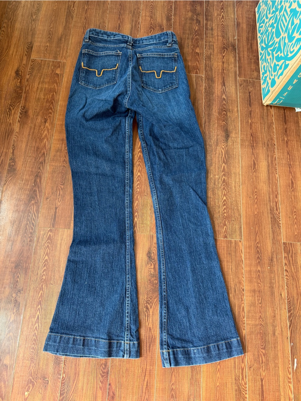 Kimes Ranch Jennifer-Dark Wash